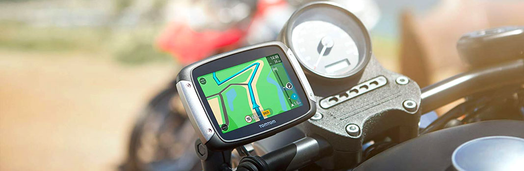 installation gps moto guidon