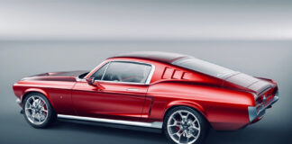 Aviar R67 : une Mustang avec un moteur de Tesla en Russie aviar r67