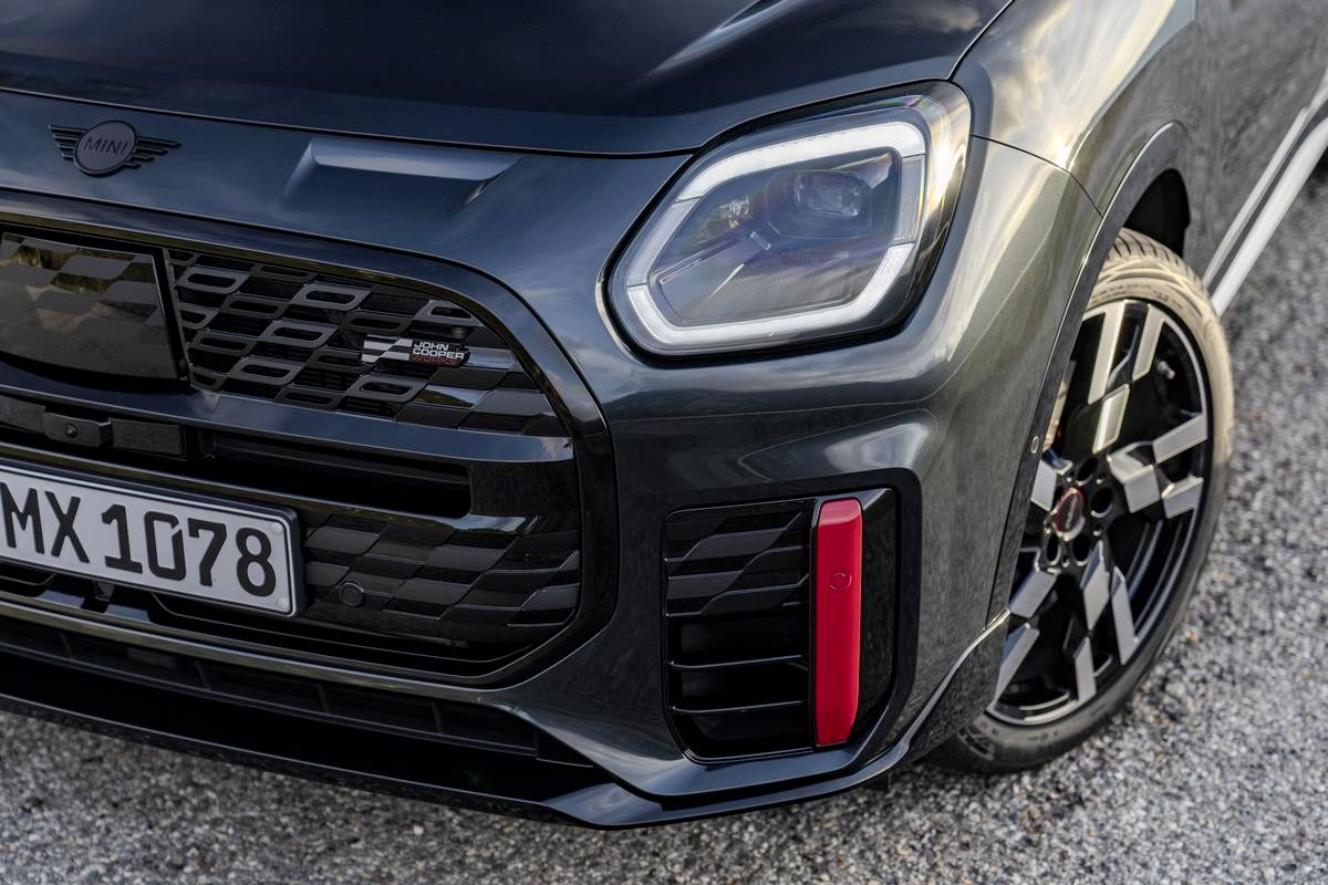 face avant mini jcw 2024